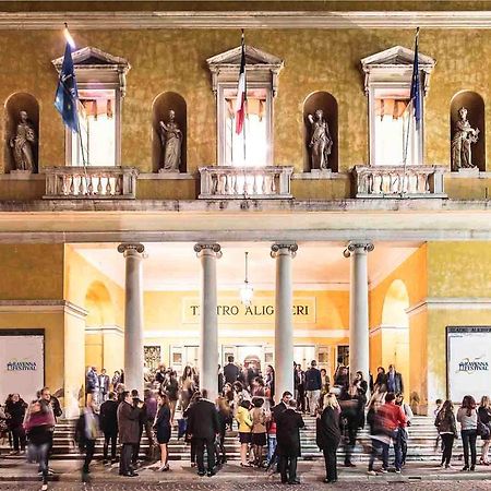 Alighieri Theatre Charming Suite Ravenna Exterior photo