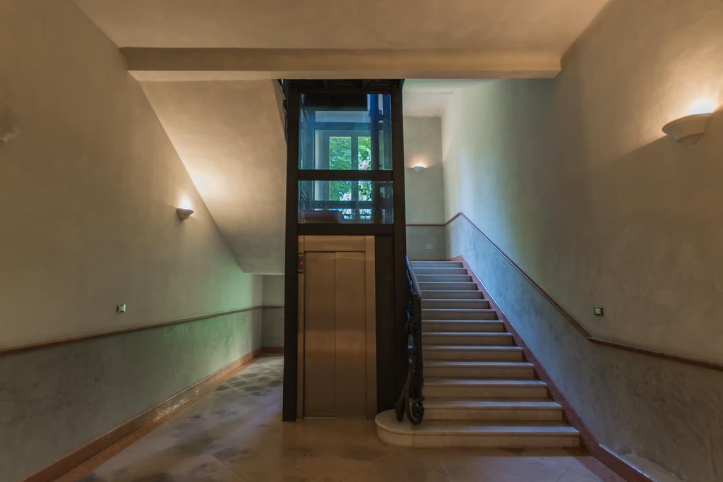 Alighieri Theatre Charming Suite Ravenna Exterior photo